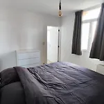 Gezellig Appartement Op Het Bruisende Zuid.